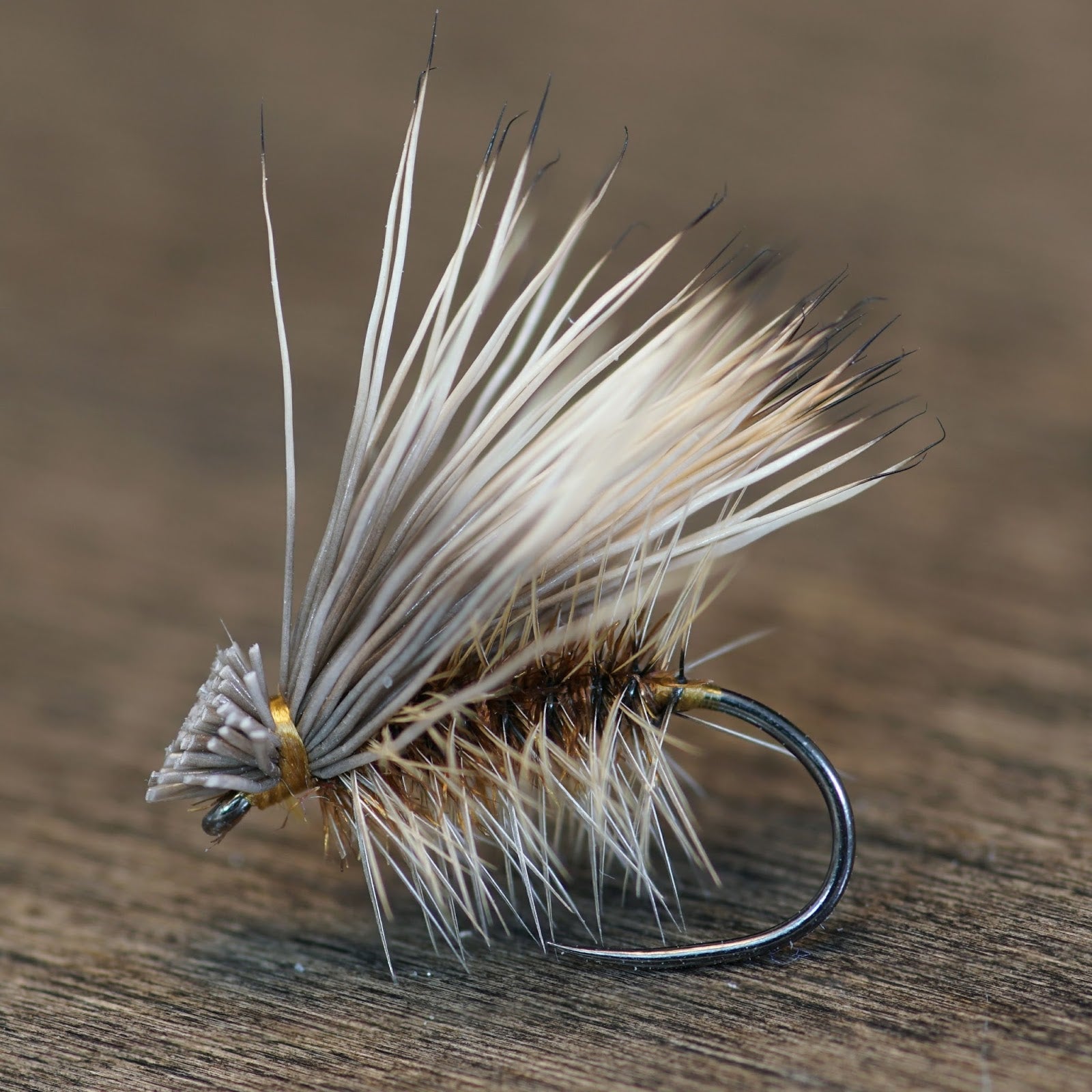 Elk Hair Caddis Dry Fly Hareline Bleached Elk Hair High