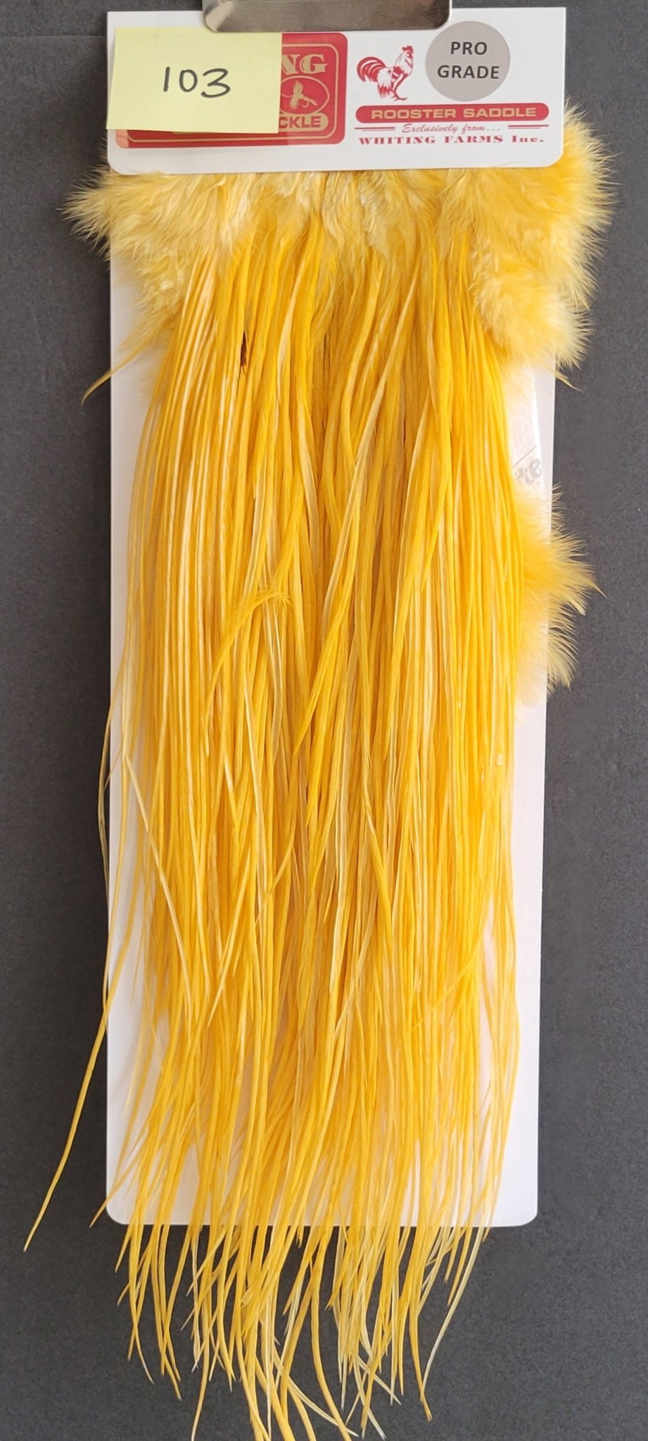 Flash Sale Hackle 103 - Whiting Saddle Pro - White Dyed Golden Straw (size 14 - 16) - Hackle - Fly Fish Food