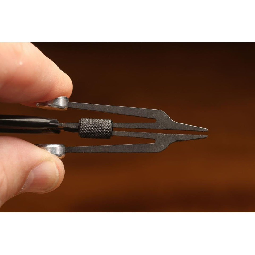 Cottarelli Hackle Pliers - Tools & Vises - Fly Fish Food