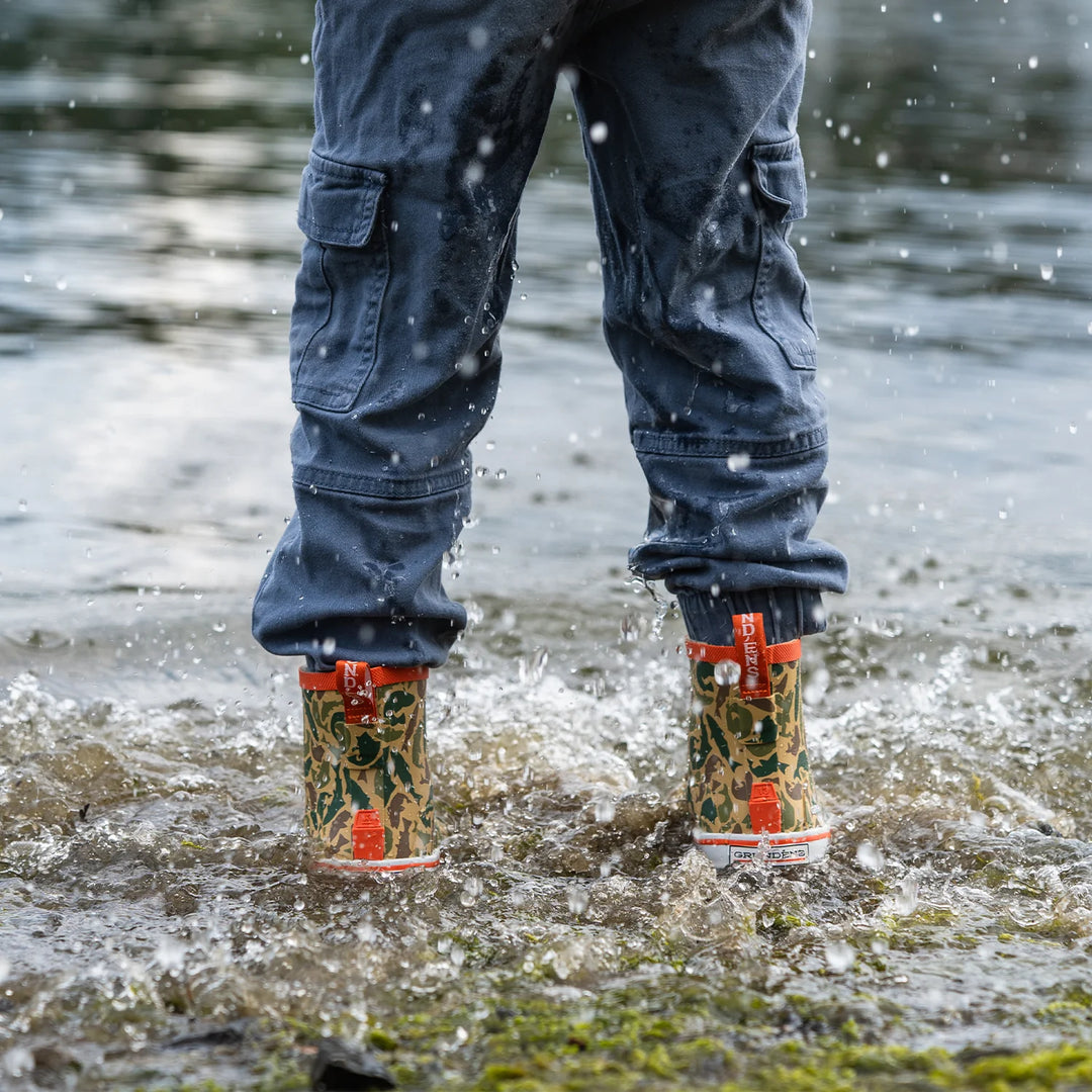 Grundens Kid's Guppy Rain Boot - Fish Camo