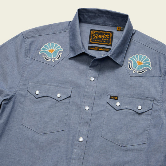 Howler Bros - Crosscut Deluxe Shortsleeve Shirt - Fresh Blooms: Indigo
