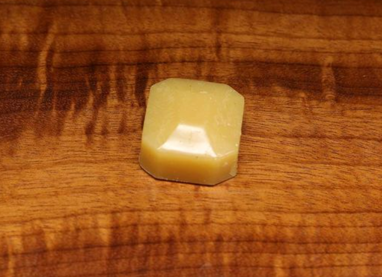 Fly Makers Wax 721 Medium Tack Medium Hardness