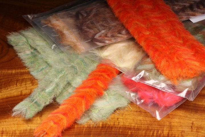EP Crustaceous Brush w/ Micro Legs - Synthetic Fibers & Flash - Fly Fish Food
